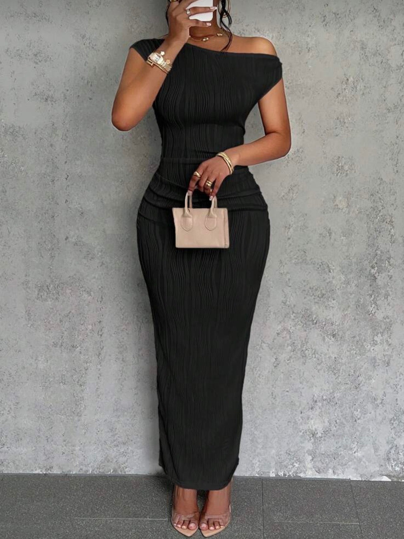 The Scuplt Dress